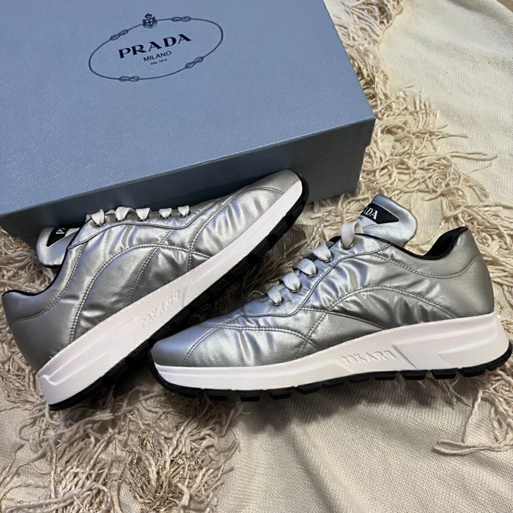 PRADA Logo Nylon Casual Laceup Women’s Sneakers - Picture 6 of 11